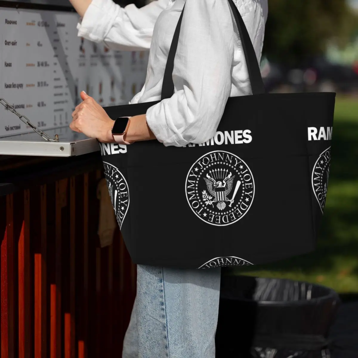 The Ramone Merch Beach Tote Ba - Yoga Fitness Merch 리뷰 및 가격